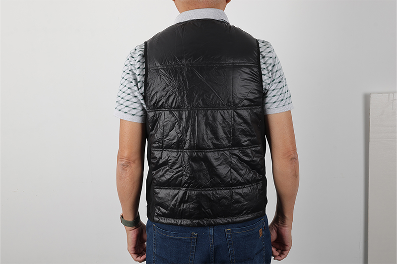 Heated vest